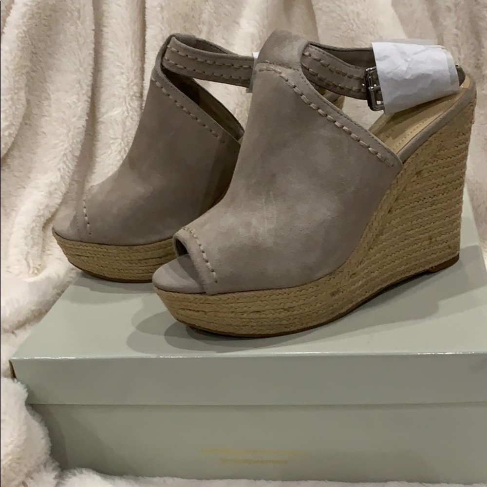 Marc fisher nude suede wedges